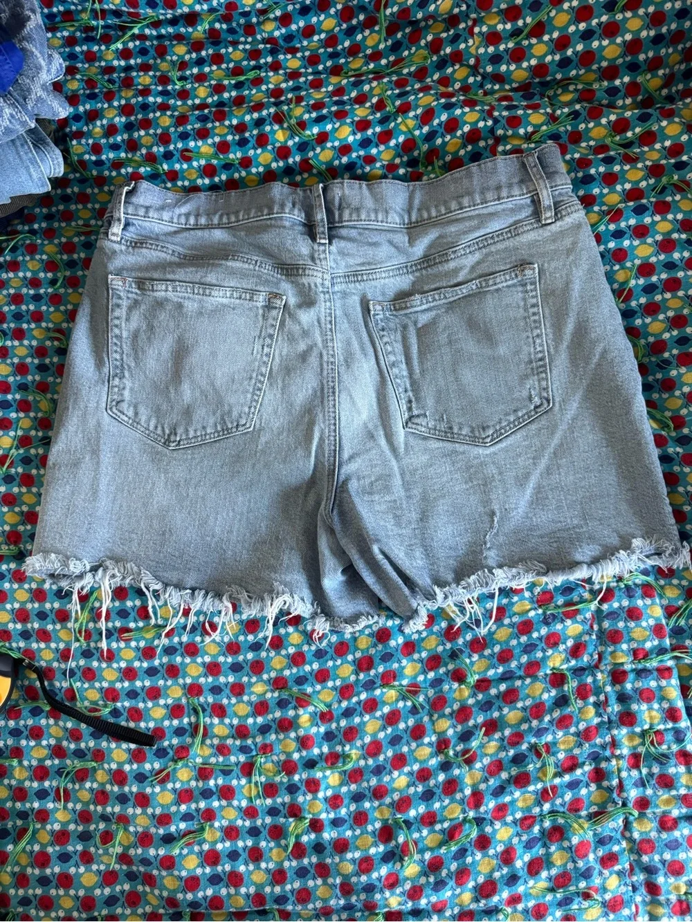 LOFT High-Rise Light Blue Frayed Hem Denim Shorts size 14